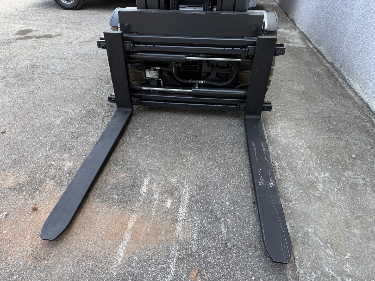 Carrello elevatore elettrico 4 ruote Still RX 60-40/600 in vendita - foto 11