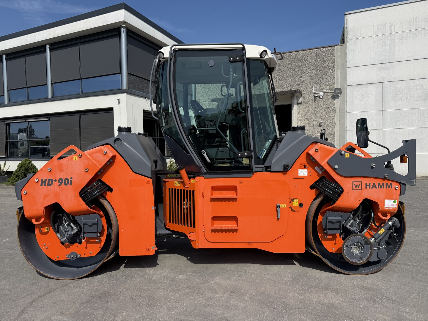 Rullo vibrante tandem Hamm HD+90i VV-S anno 2018 in vendita - foto 6