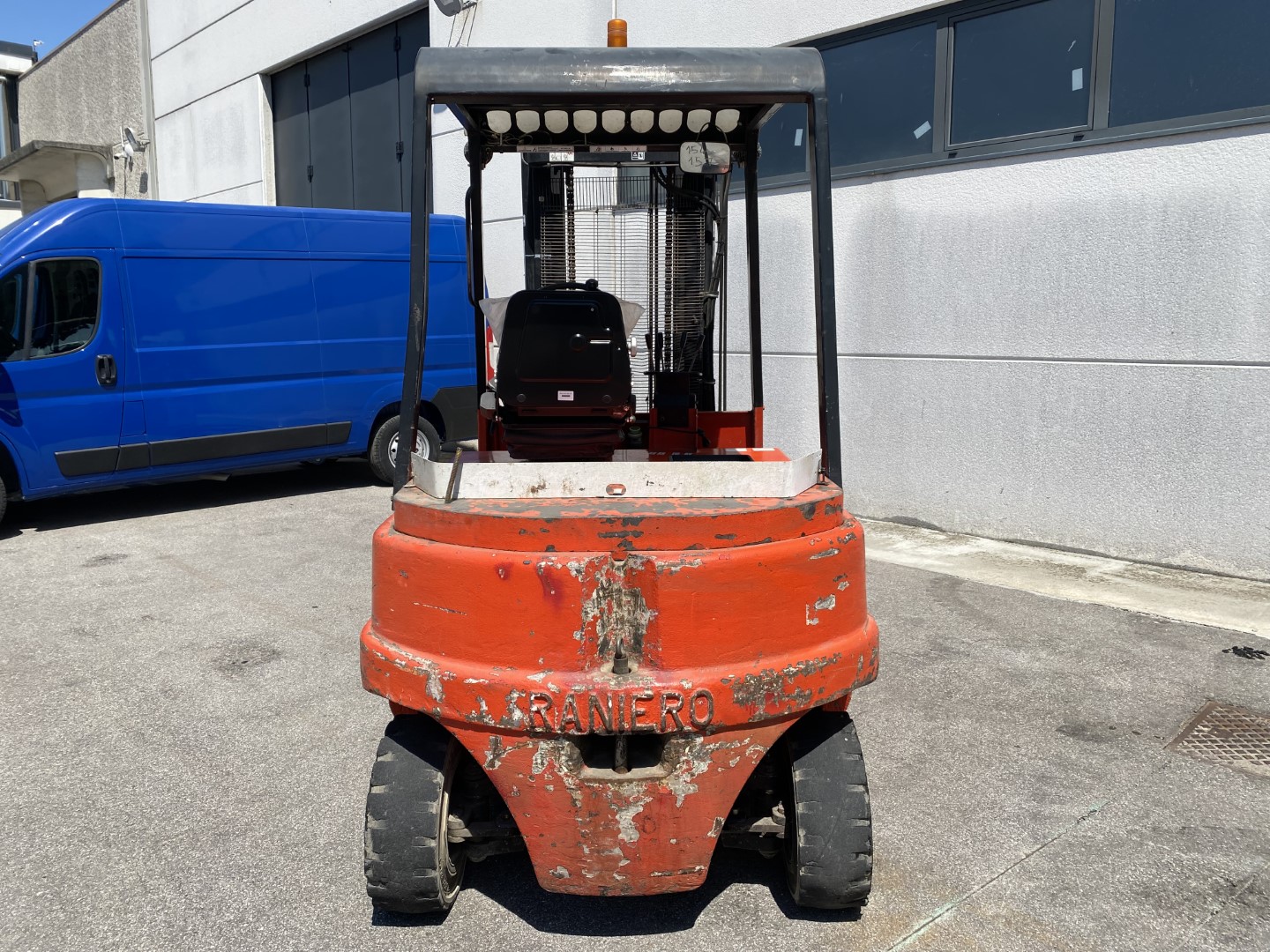 Carrello elevatore elettrico Raniero RH45 in vendita - foto 4