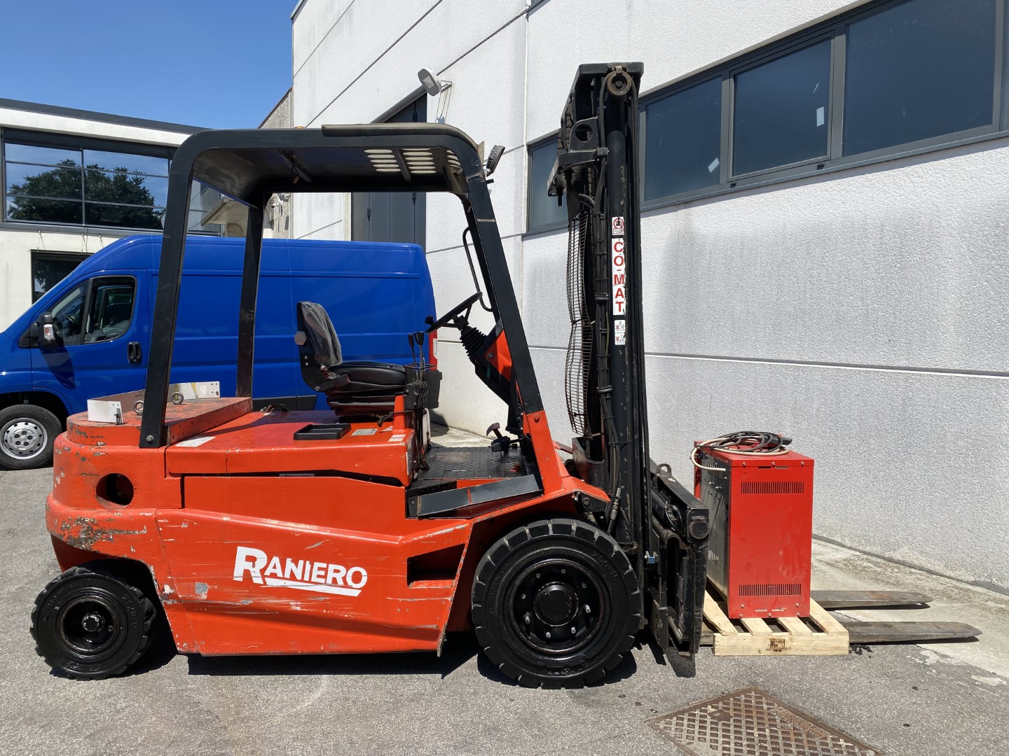 Carrello elevatore elettrico Raniero RH45 in vendita - foto 6