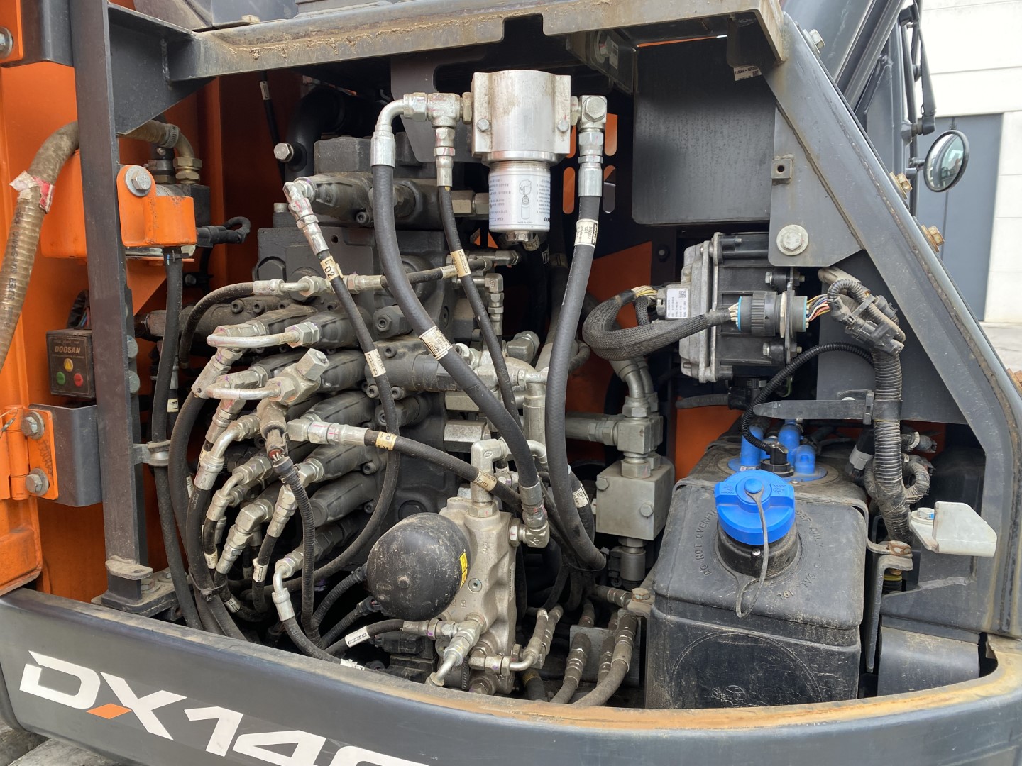 Escavatore cingolato Doosan DX140 LCR-5 - 2018 in vendita - foto 12