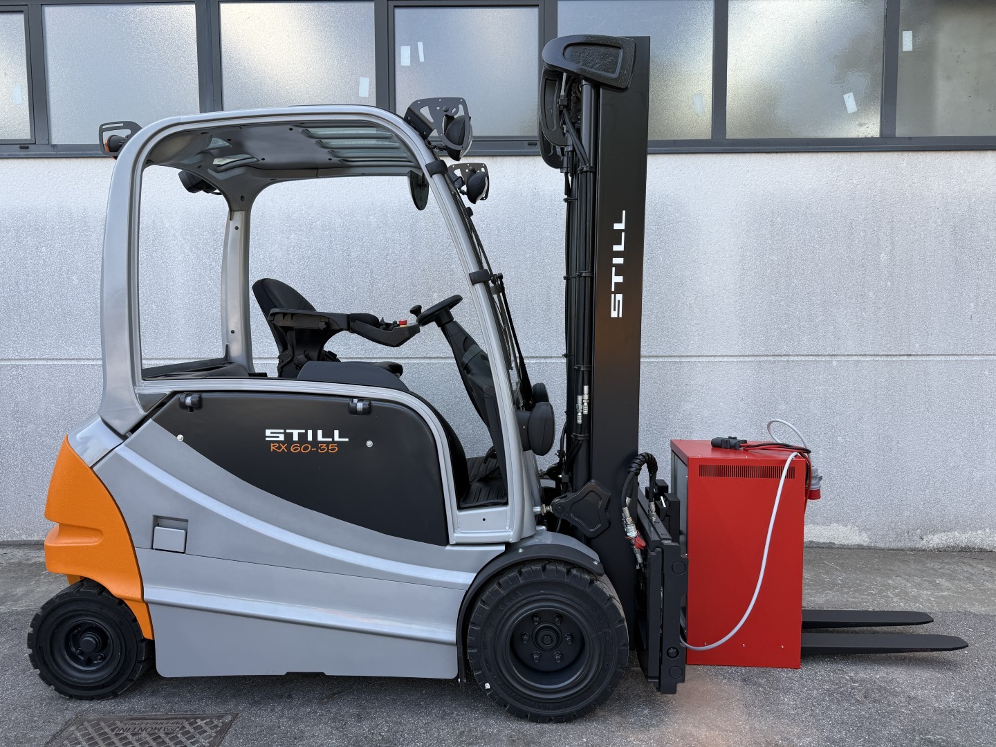 Carrello elevatore elettrico 4 ruote Still RX 60-35 in vendita - foto 6