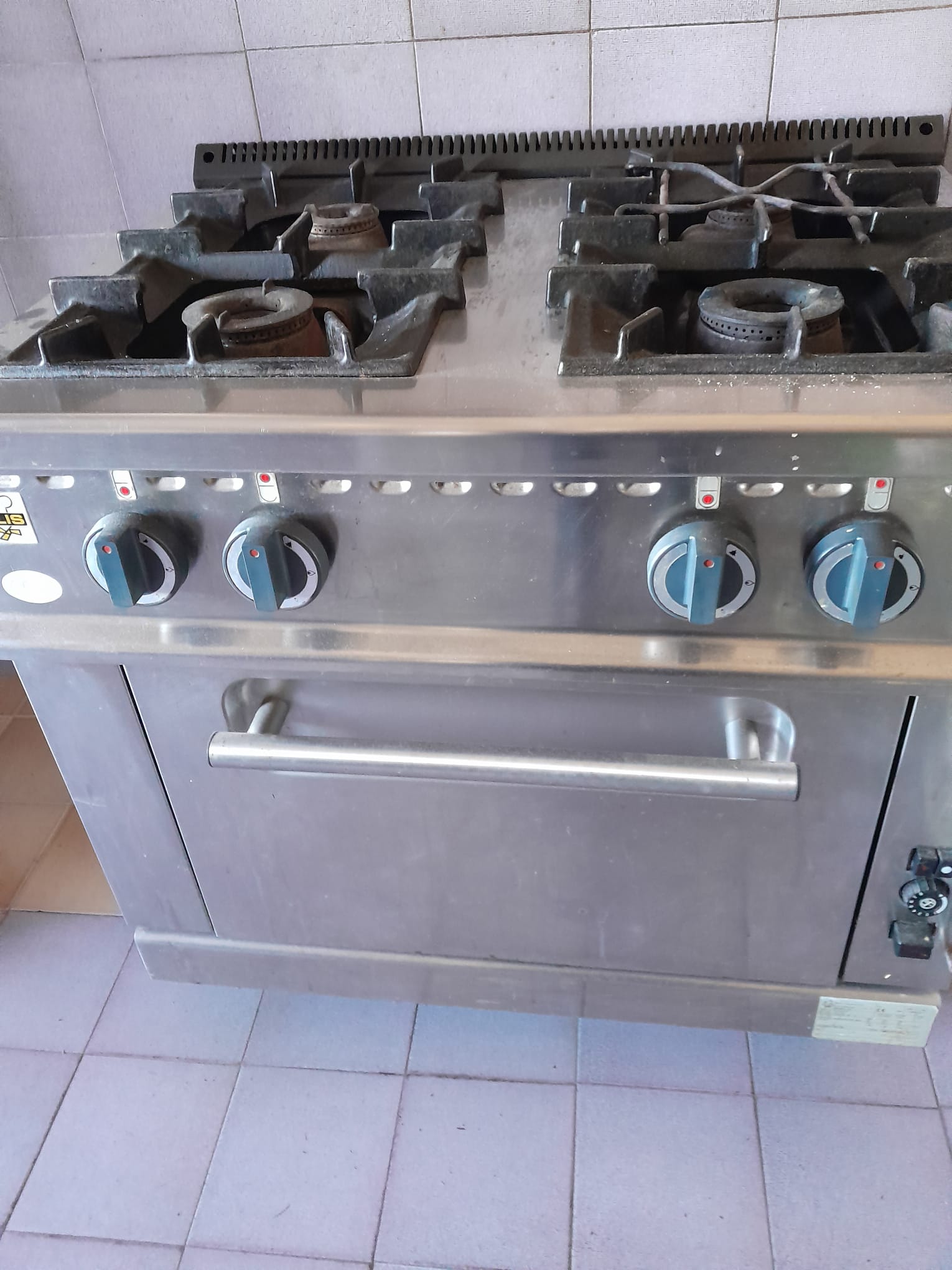 Cucina olis 4 fuochi a gas in vendita - foto 2