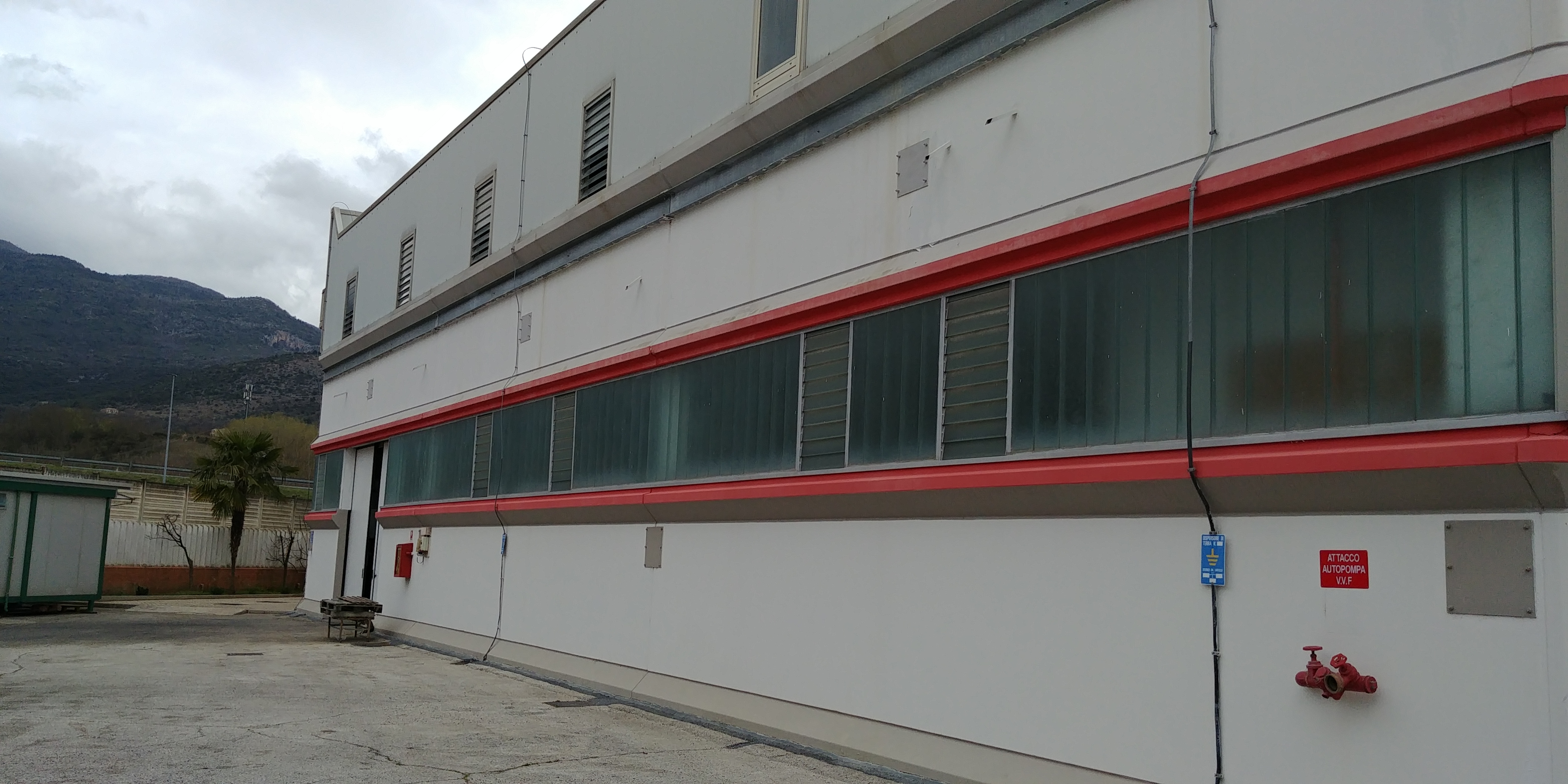 Capannone a Popoli (PE) Via per Vittorito in vendita - foto 2