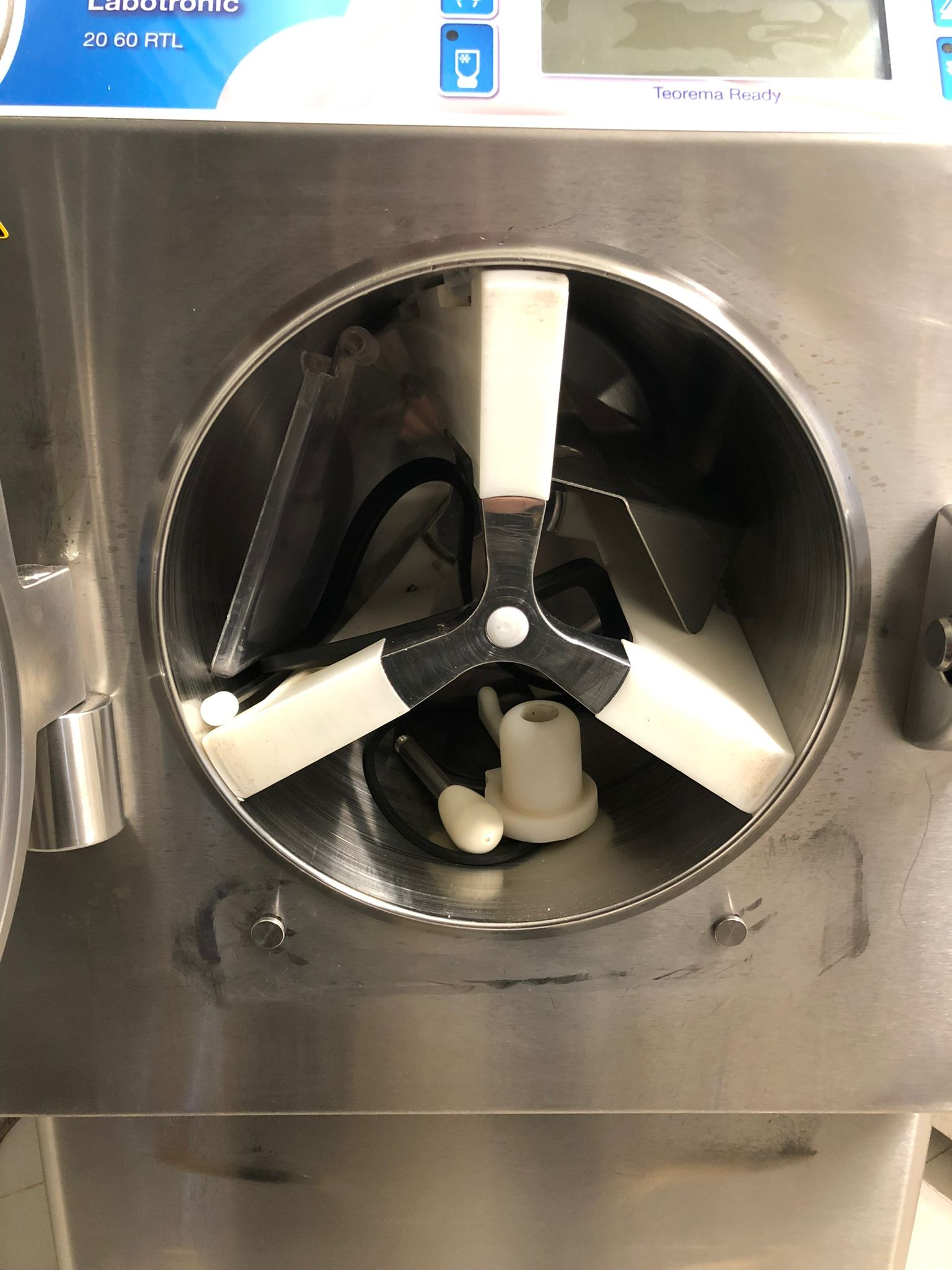 VENDO ATTREZZATURA COMPLETA PER GELATERIA in vendita - foto 13