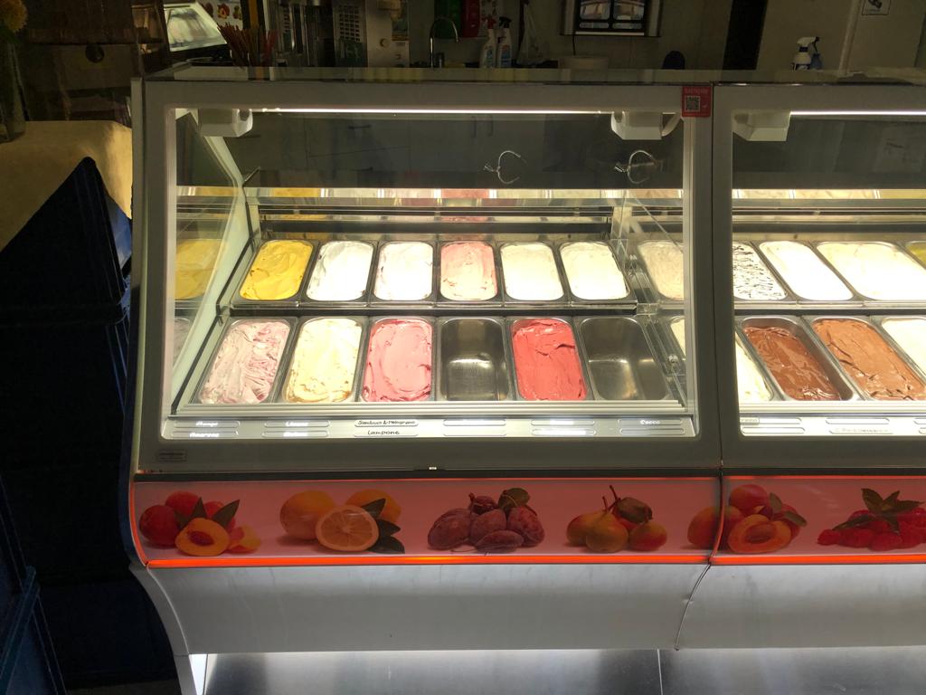 ATTREZZATURA COMPLETA PER GELATERIA in vendita - foto 2
