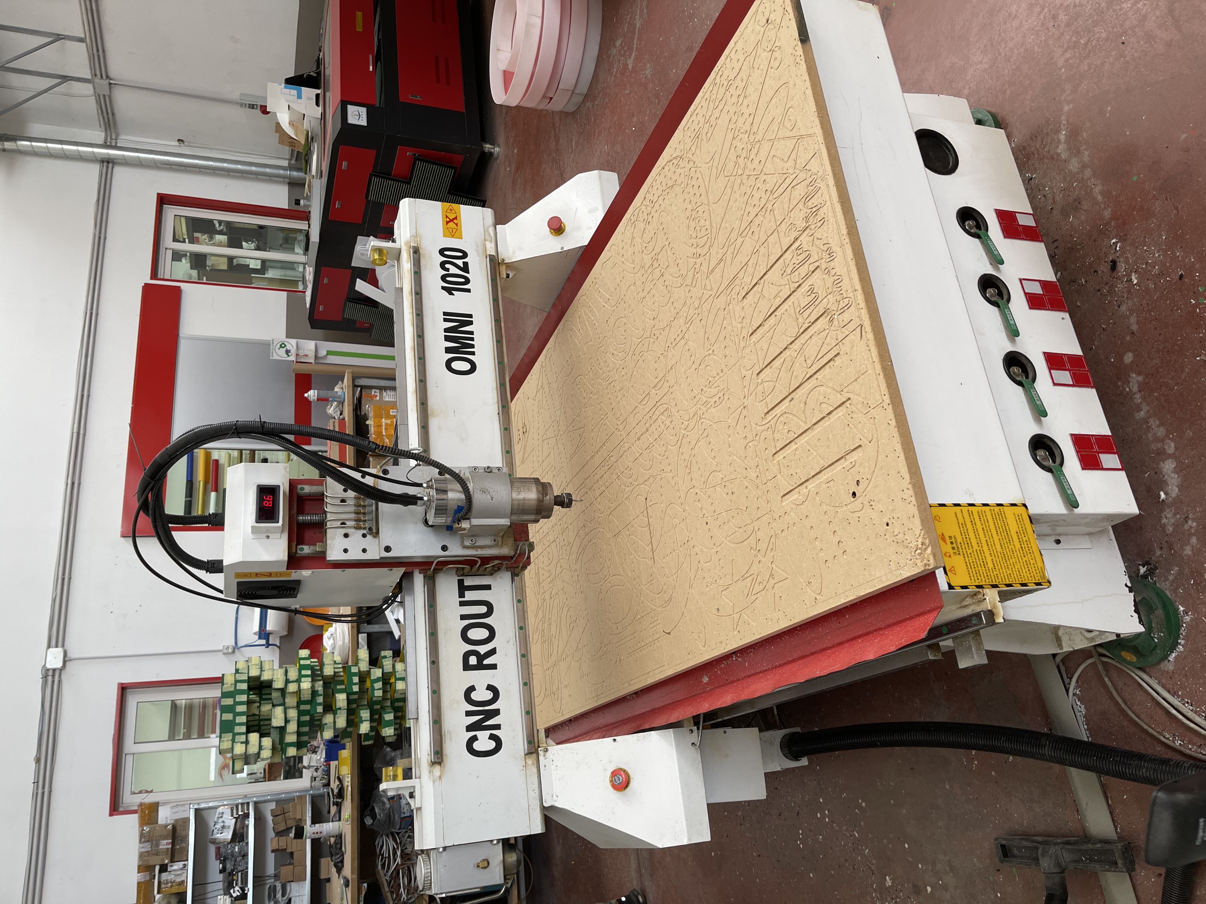 CNC Pantografo Fresa 2000x1000x200 in vendita - foto 2
