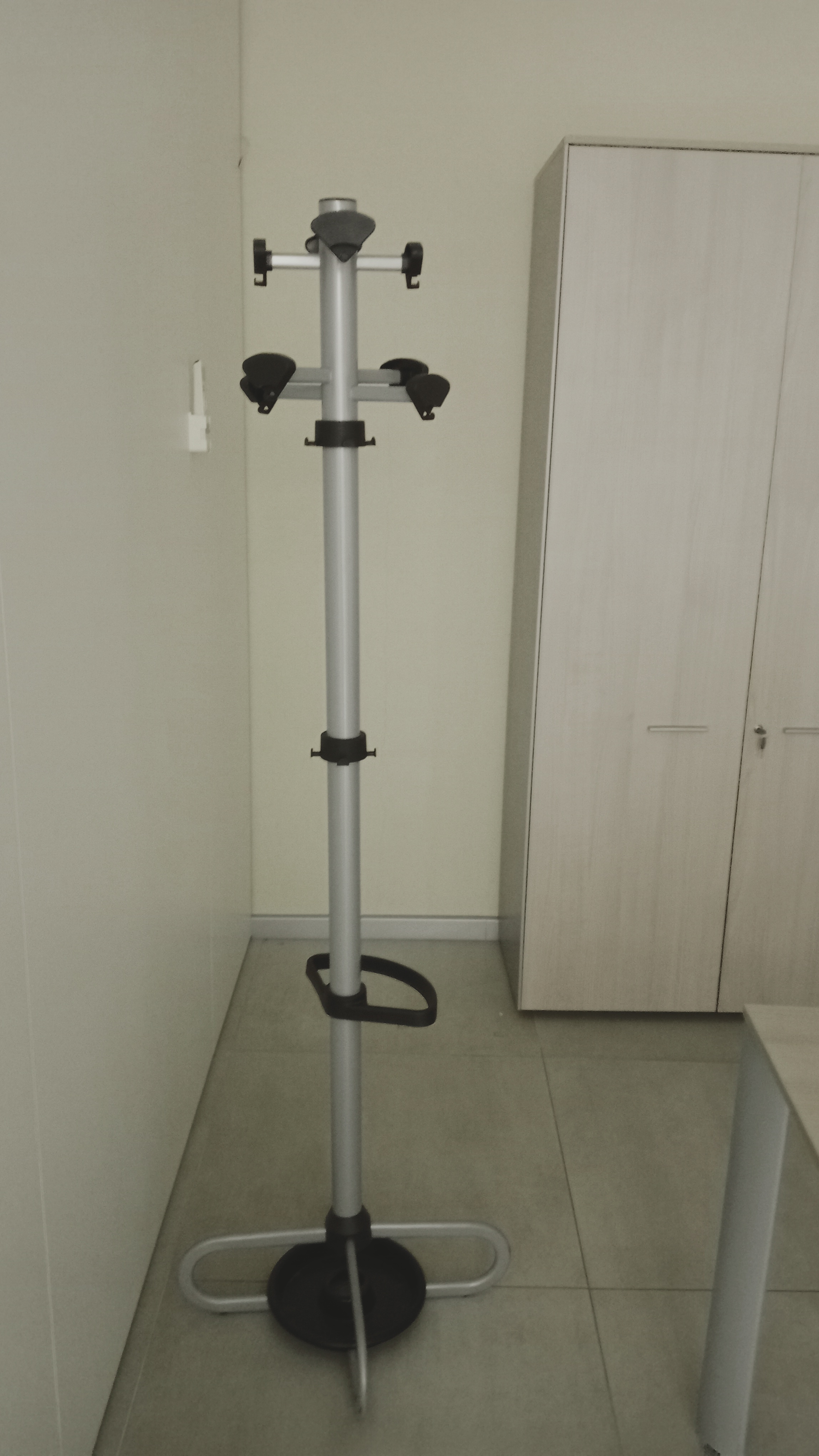  Mobili per ufficio in ottimo stato a Bologna in vendita - foto 3
