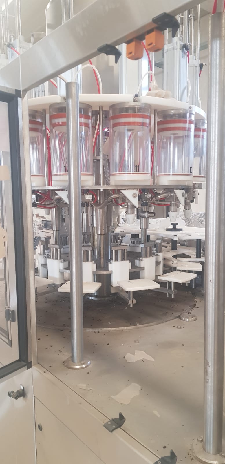 Impianto monoblocco e triblocco imbottigliamento  in vendita - foto 5