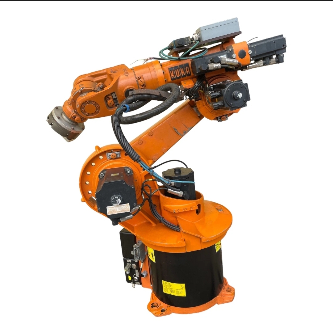 Kuka Robot KR15L6/2 Robot antropomorfo Industriale in vendita - foto 1