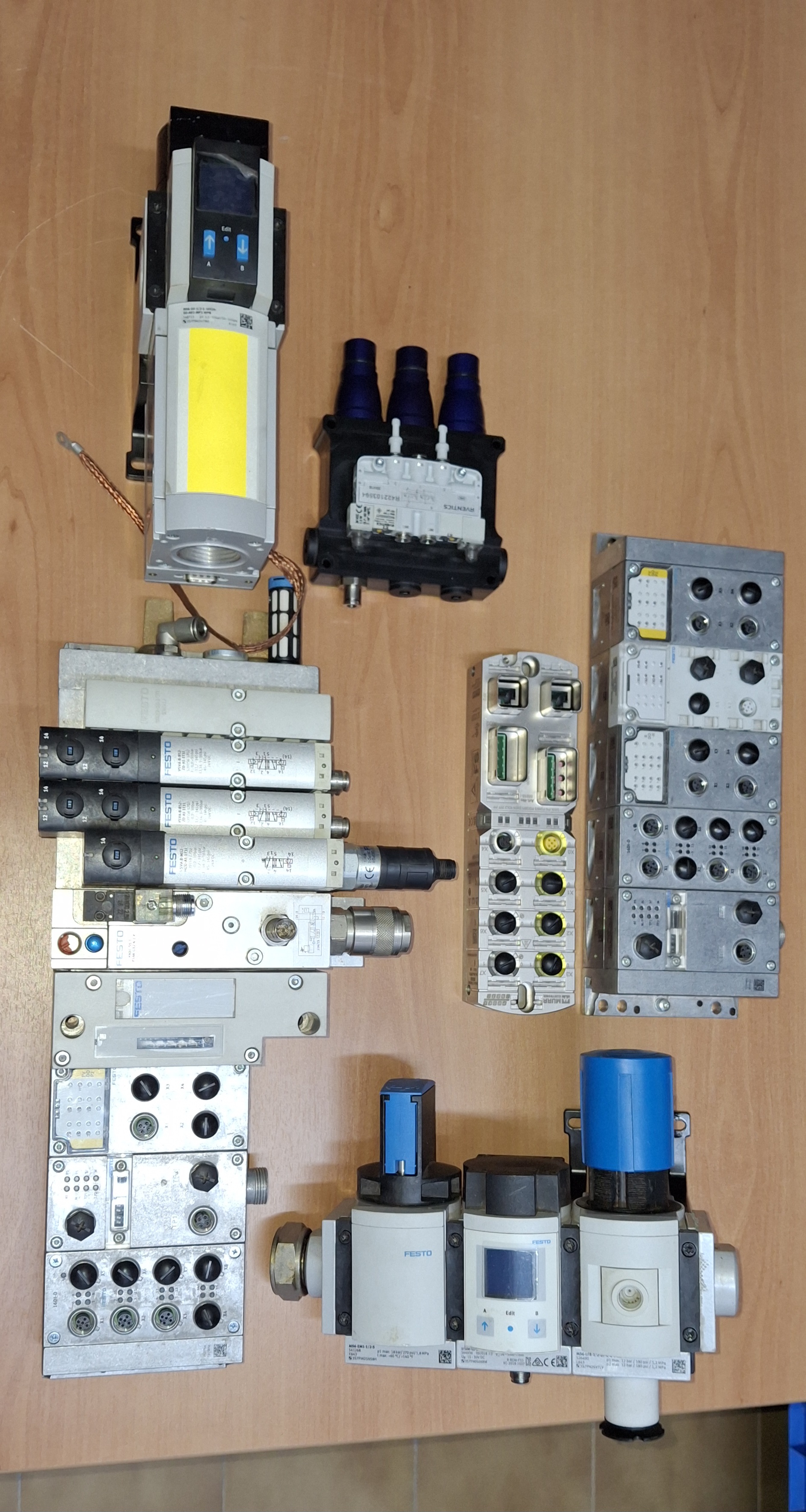 Componenti Automazione Industriale Festo Murrelektronik in vendita - foto 1