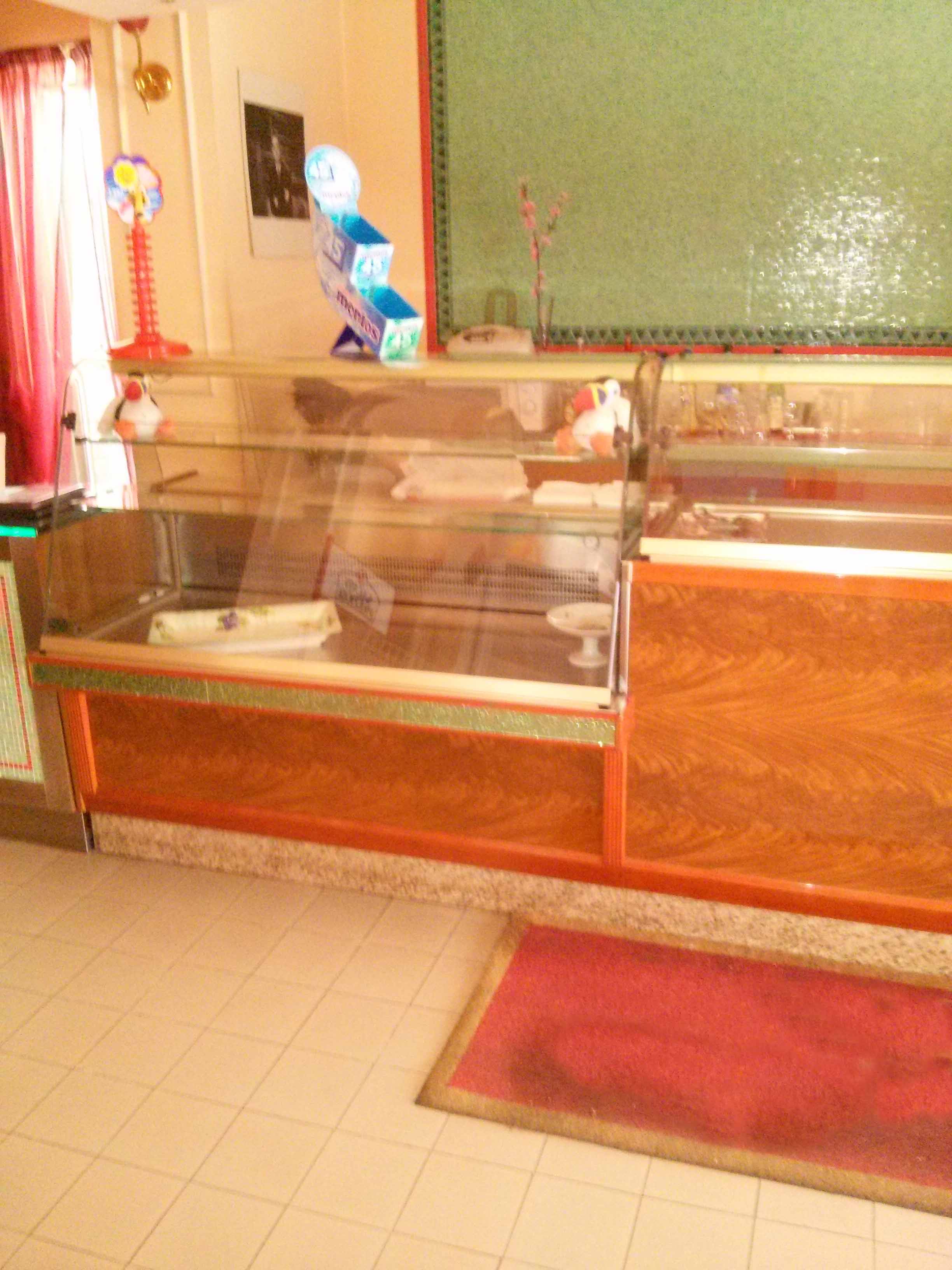 Arredo Bar completo in vendita - foto 4