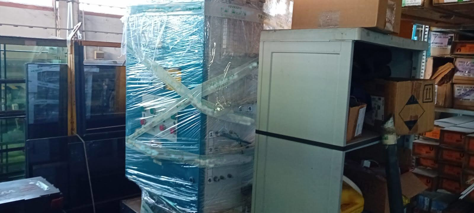 carica gas nella prouzione vetri termici.  in vendita - foto 1
