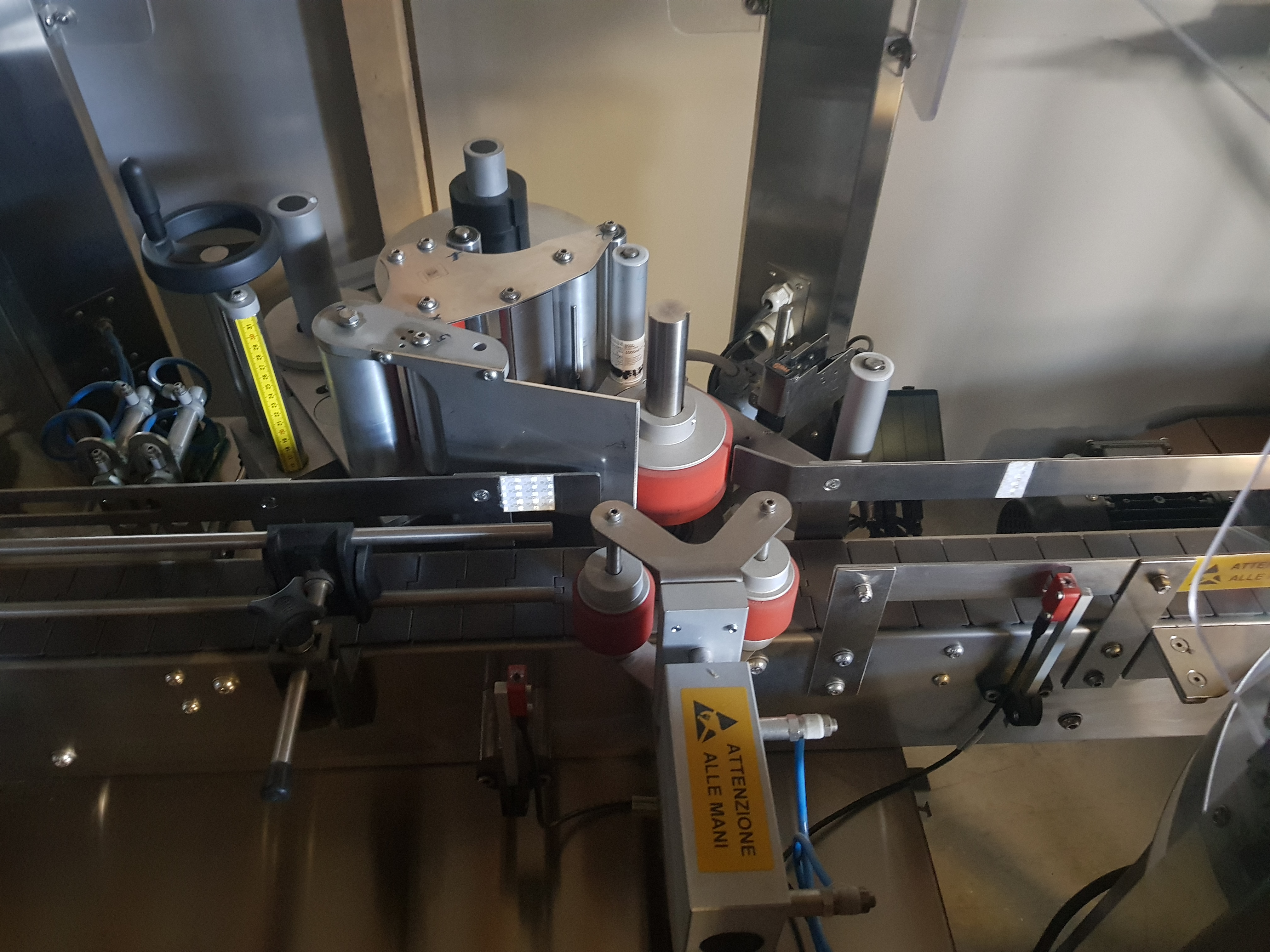Etichettatrice automatica lineare in vendita - foto 3