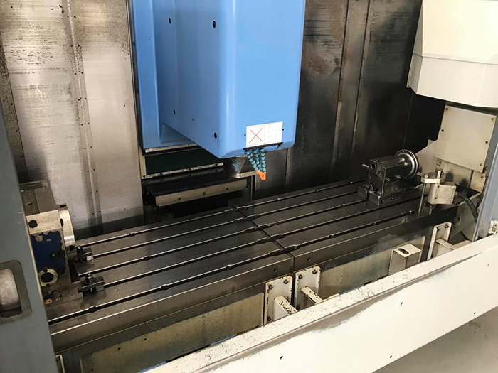 CENTRO DI LAVORO USATO MAZAK – VTC20C in vendita - foto 4