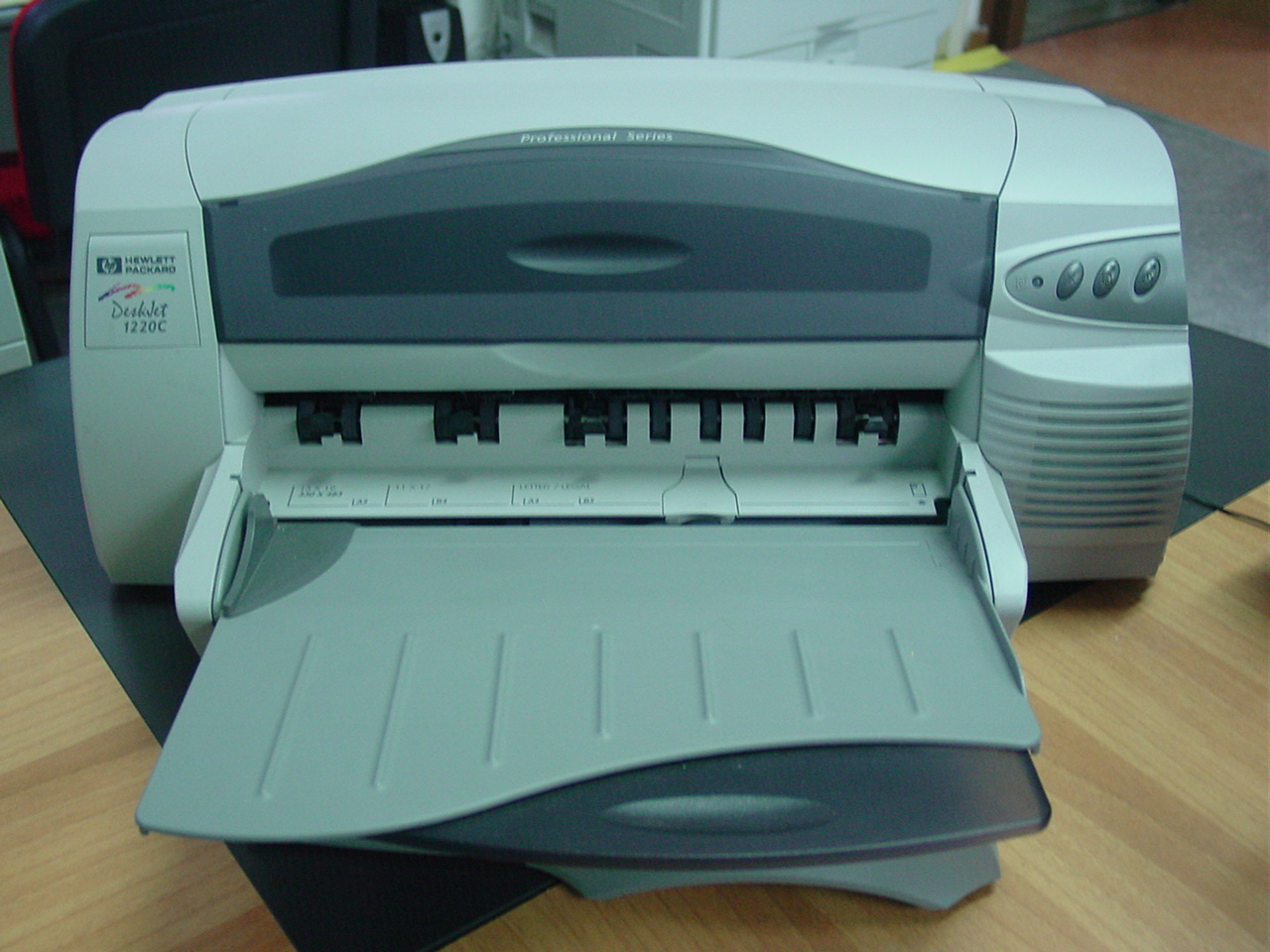 Stampante HP 1220C in vendita - foto 1