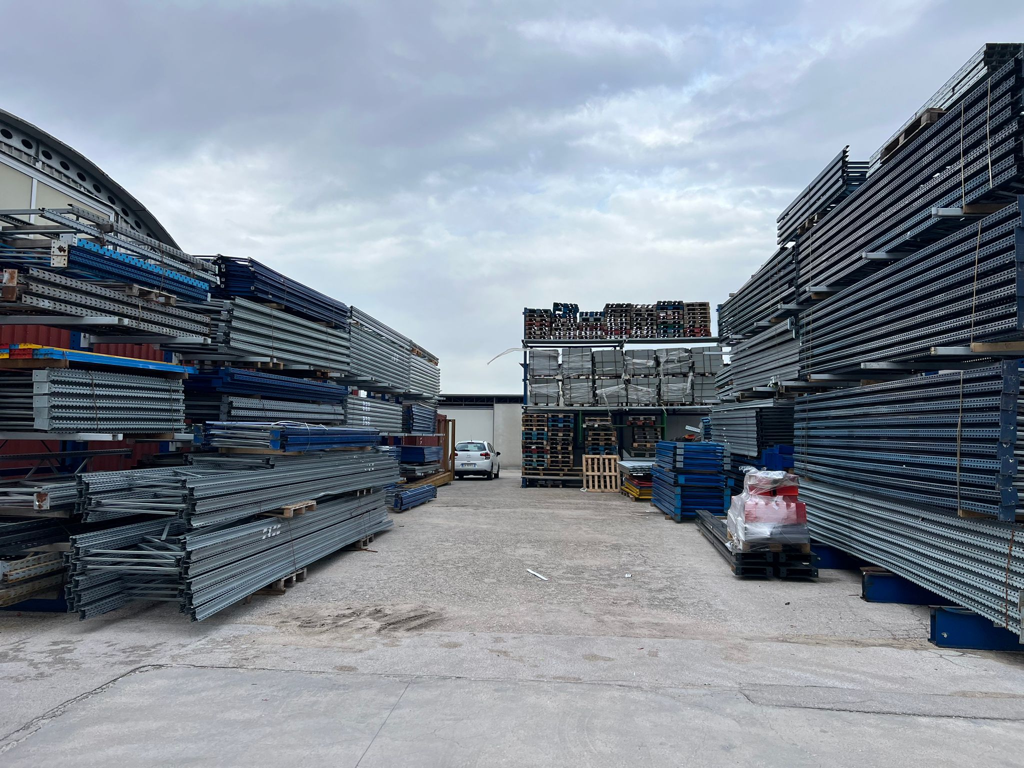 Scaffalature usate in vendita - foto 1