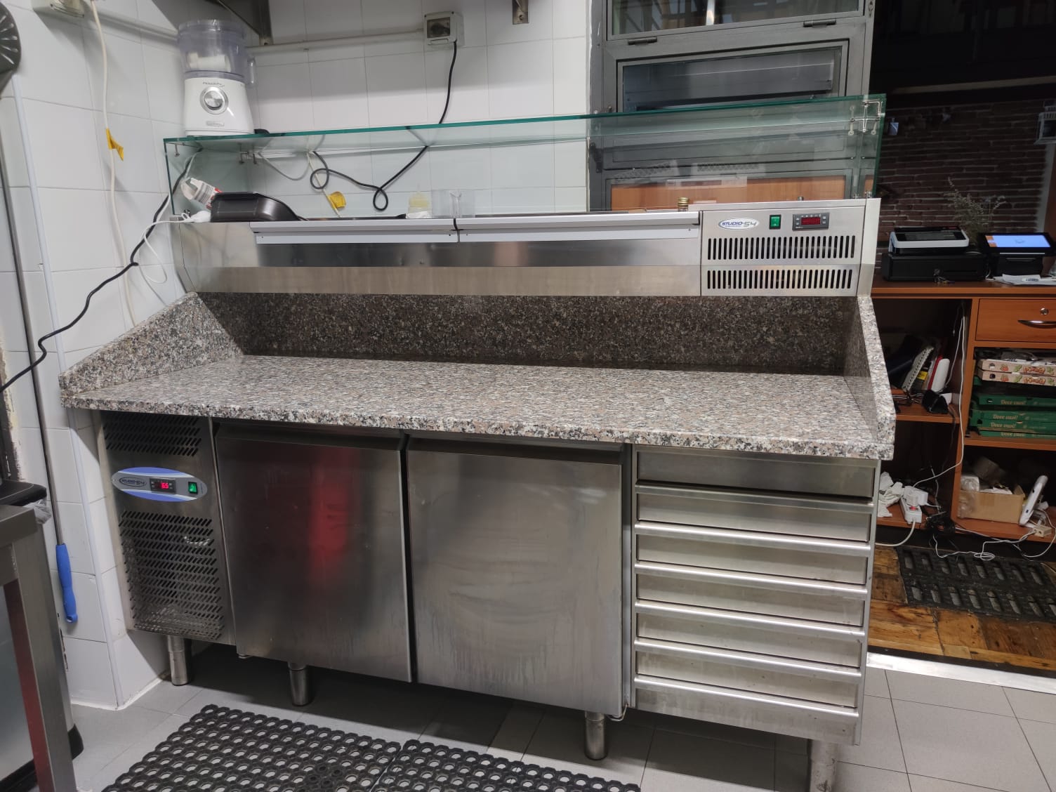Attrezzature e mobilio gastronomia in vendita - foto 1