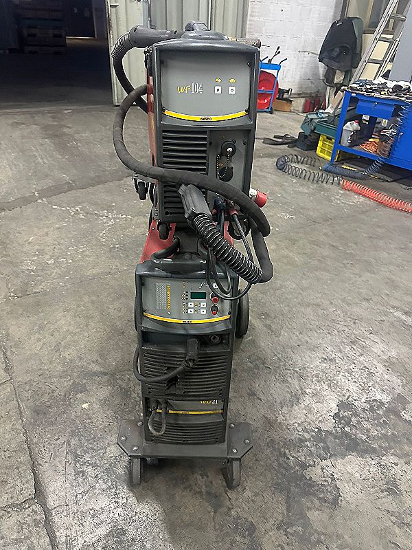 Saldatrice a filo usata Selco 352 PME Genesis in vendita - foto 1