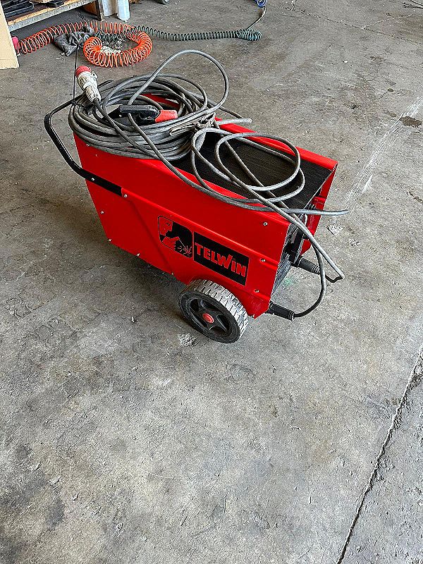 Saldatrice ad elettrodo Telwin Linear 280 in vendita - foto 5