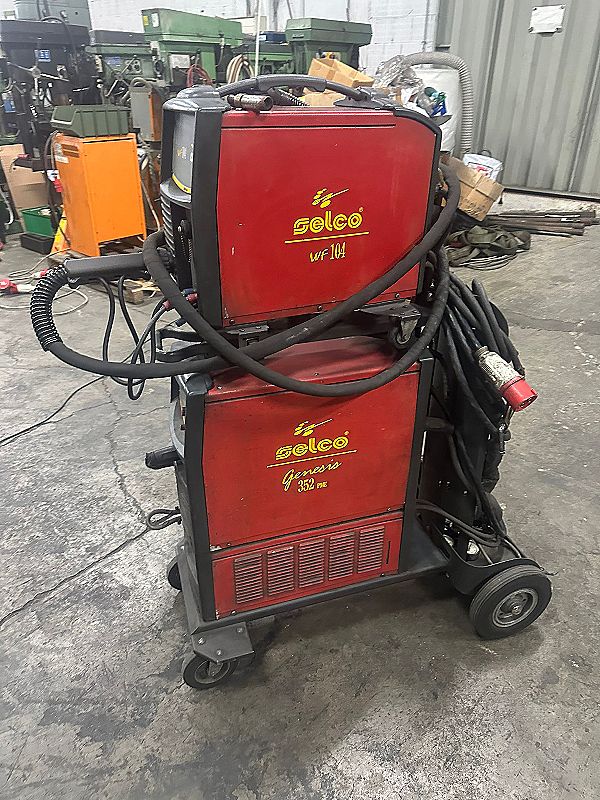 Saldatrice a filo usata Selco 352 PME Genesis in vendita - foto 3