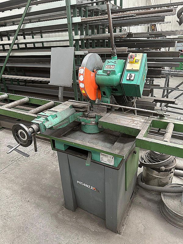 Troncatrice a una testa Pedrazzoli B 300 MRM  in vendita - foto 3