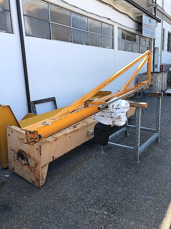 Gru a bandiera 2000 kg in vendita - foto 2
