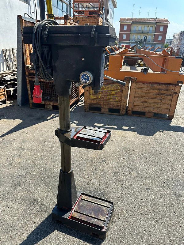 Trapano a colonna usato in vendita - foto 3
