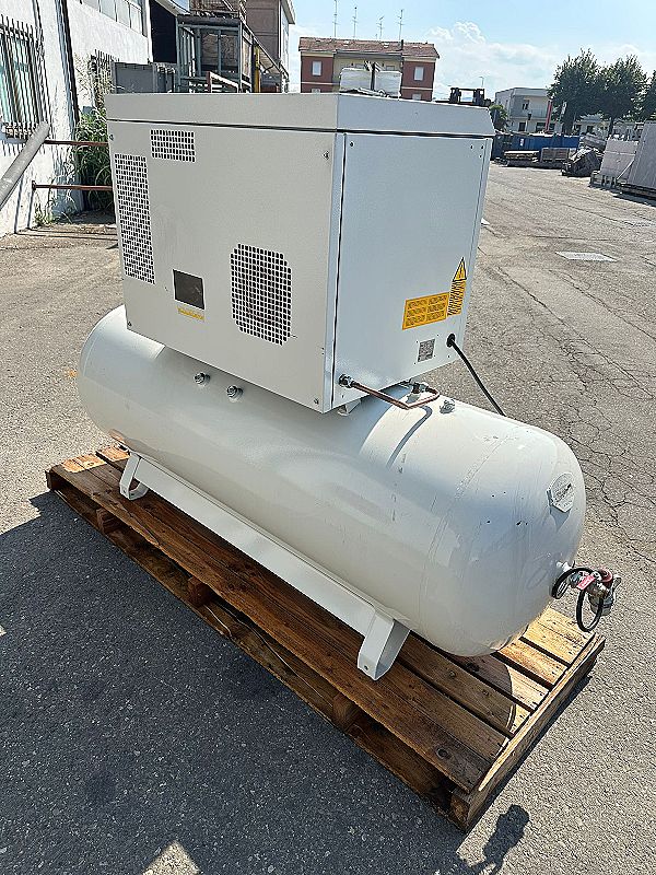 Compressore silenziato Fiac motore da 5,5kw in vendita - foto 6