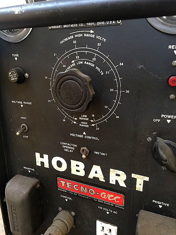 Saldatrice a filo Hobart 400 in vendita - foto 12