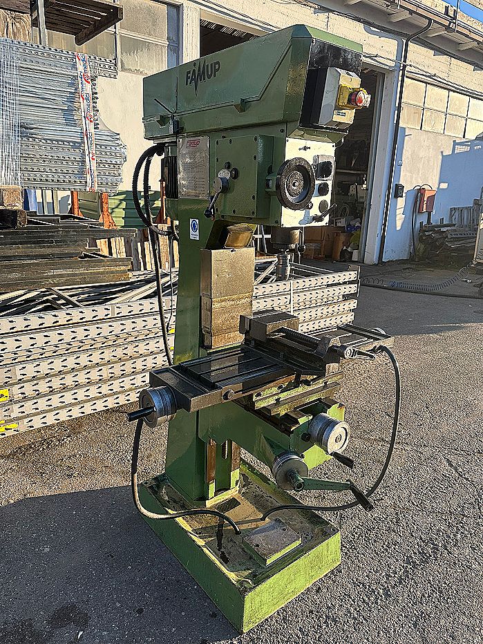 Trapano fresa Famup TCS PU DA con tavola a croce  in vendita - foto 3