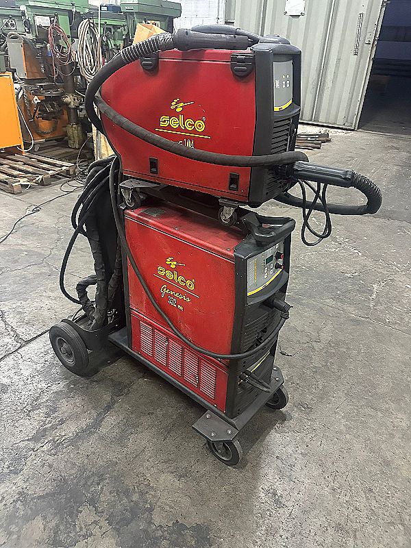 Saldatrice a filo usata Selco 352 PME Genesis in vendita - foto 2