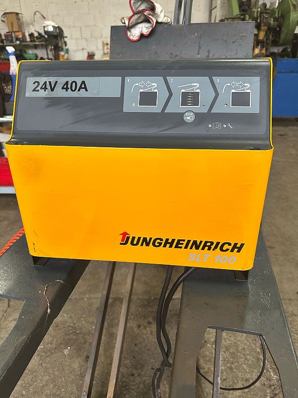 Carica batteria Jungheinrich 24V 40A in vendita - foto 1