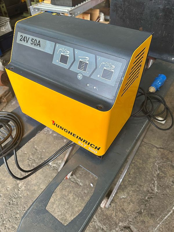 Carica batteria Jungheinrich 24V 50A  in vendita - foto 4