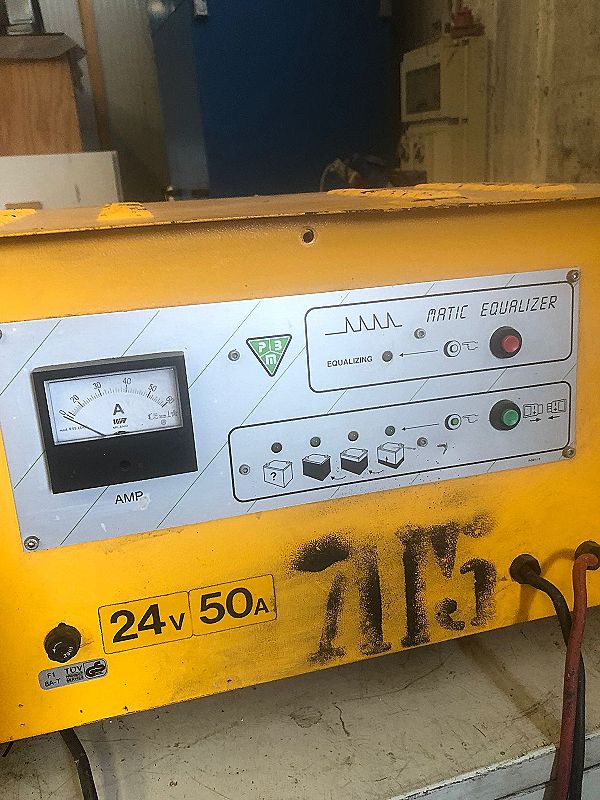 Transpallet elettrico uomo a bordo in vendita - foto 4