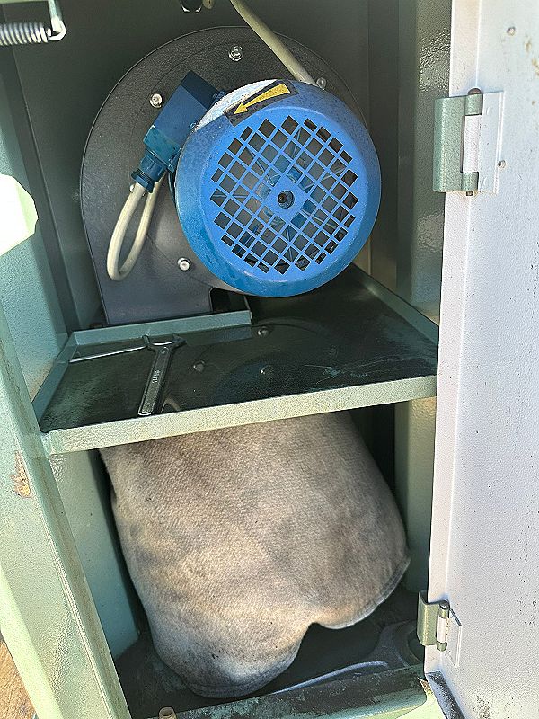 Mola Aceti a doppio disco con aspiratore  in vendita - foto 2