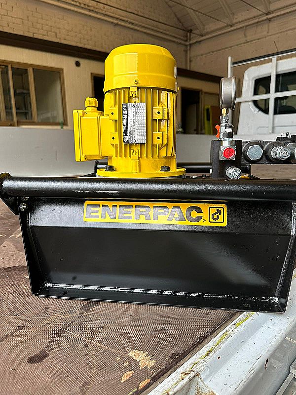 Centralina idraulica Enerpac in vendita - foto 2