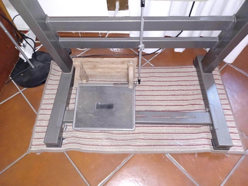 Macchina per cucire Bernina  in vendita - foto 3