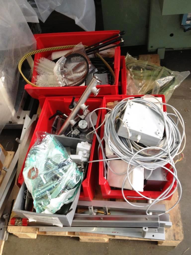 RIEMPITRICE TAPPATRICE FLACONI BAUSCH STROBEL (RIE-11) in vendita - foto 11