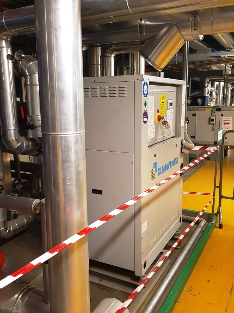 REFRIGERATORE CHILLER CLIMAVENETA HRH0512 (UNI-38) in vendita - foto 6