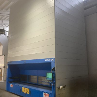 Magazzini automatici in vendita