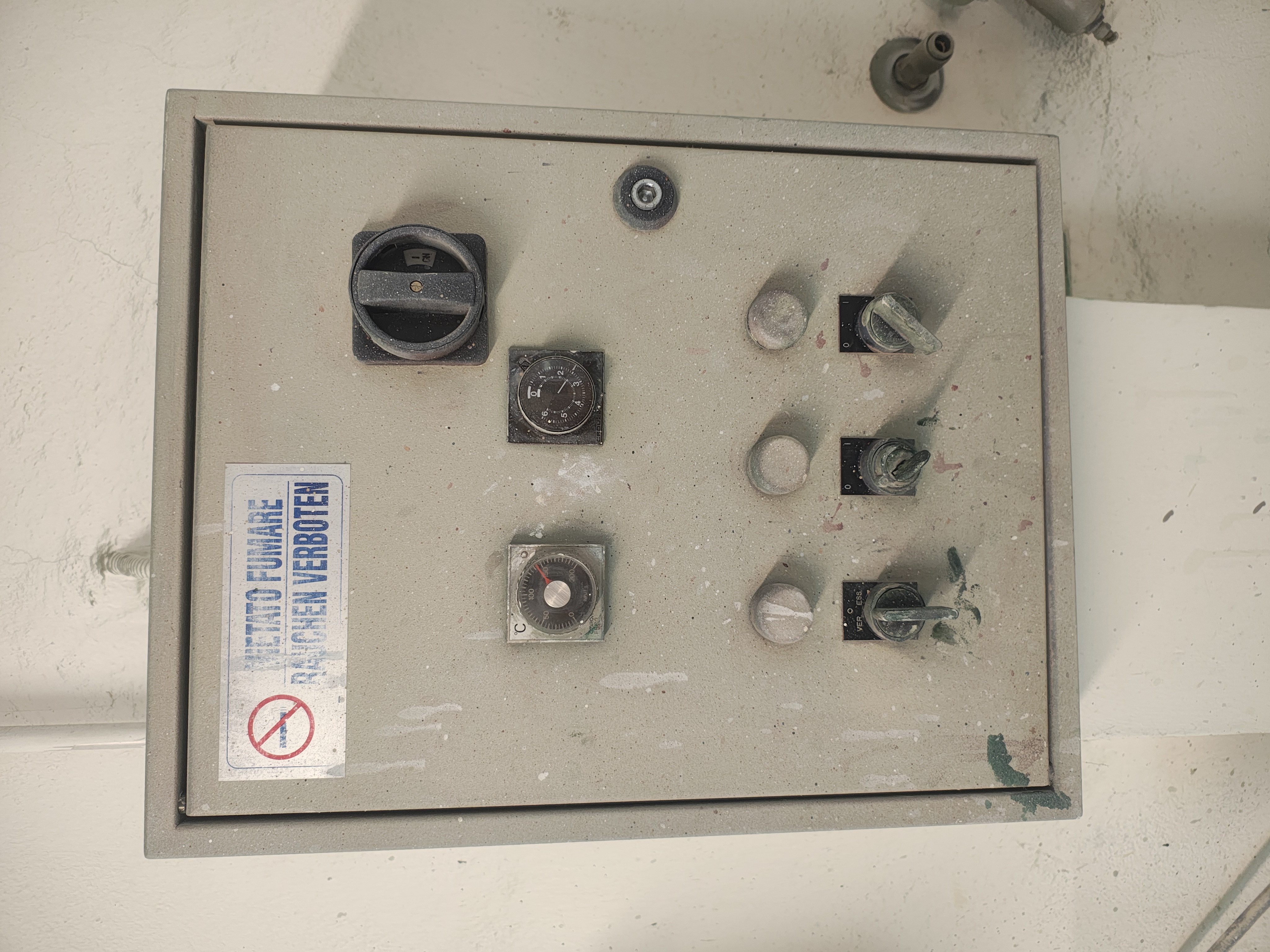 Cabina di verniciatura METRON con bruciatore Riello  in vendita - foto 6