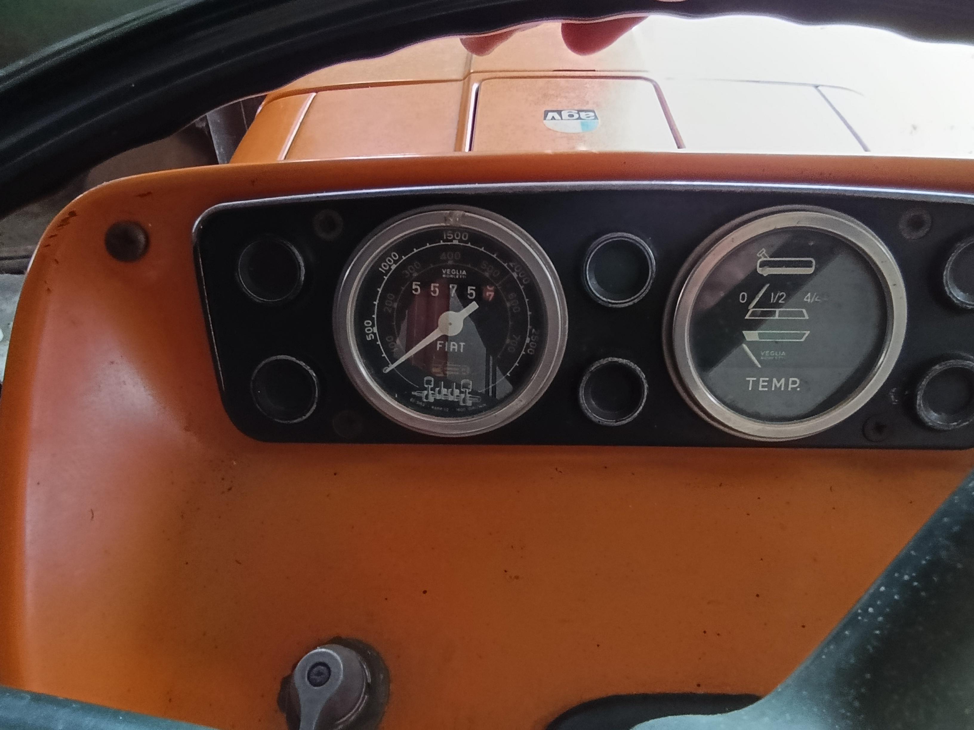 Trattore Fiat con muletto in vendita - foto 5