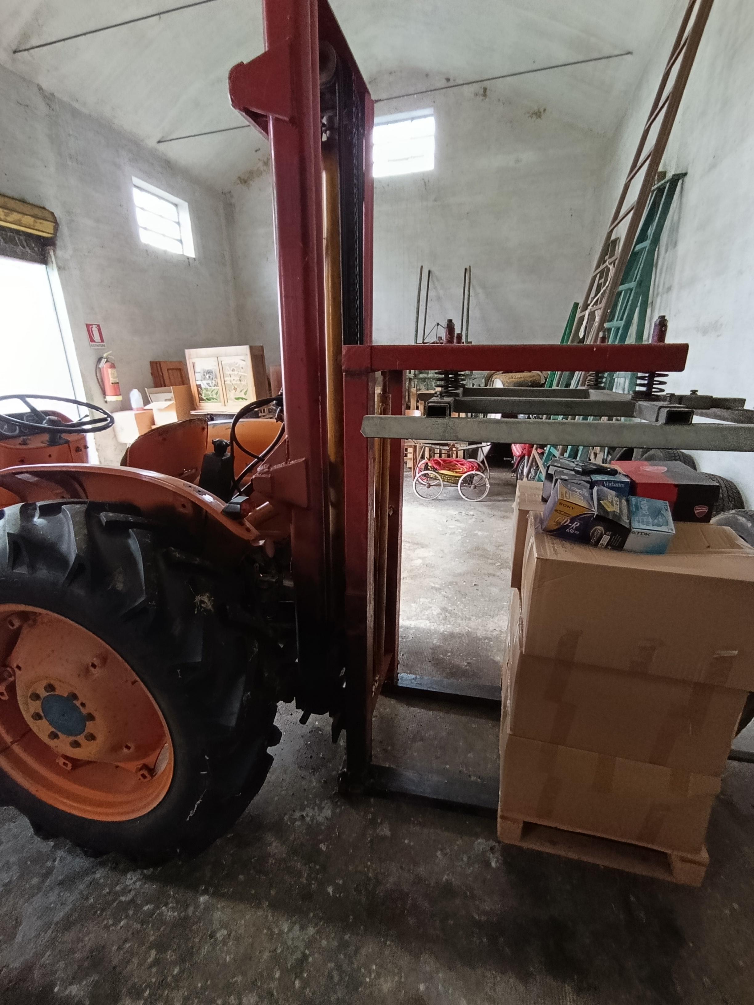 Trattore Fiat con muletto in vendita - foto 3