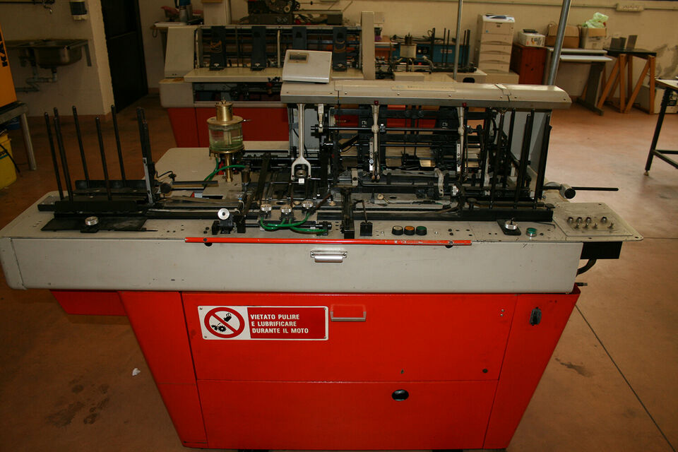 IMBUSTATRICE AUTOMATICA A 2 STAZIONI BELL & HOWELL in vendita - foto 7