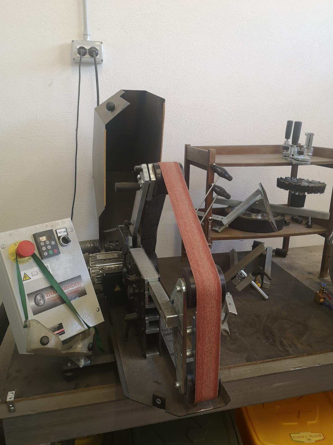 Levigatrice Titangrinder in vendita - foto 1