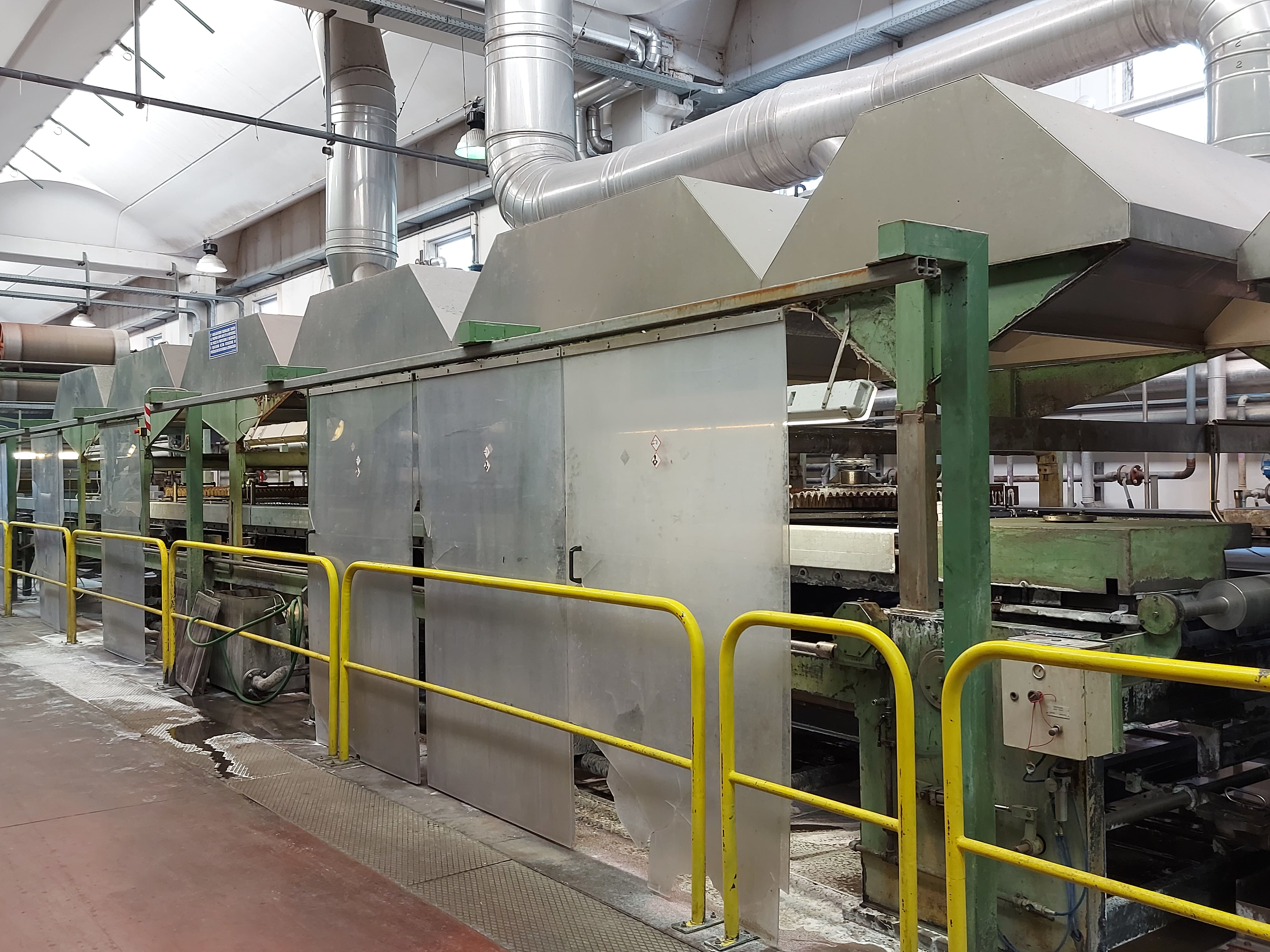 Impianti, macchinari ed attrezzature varie in vendita - foto 11