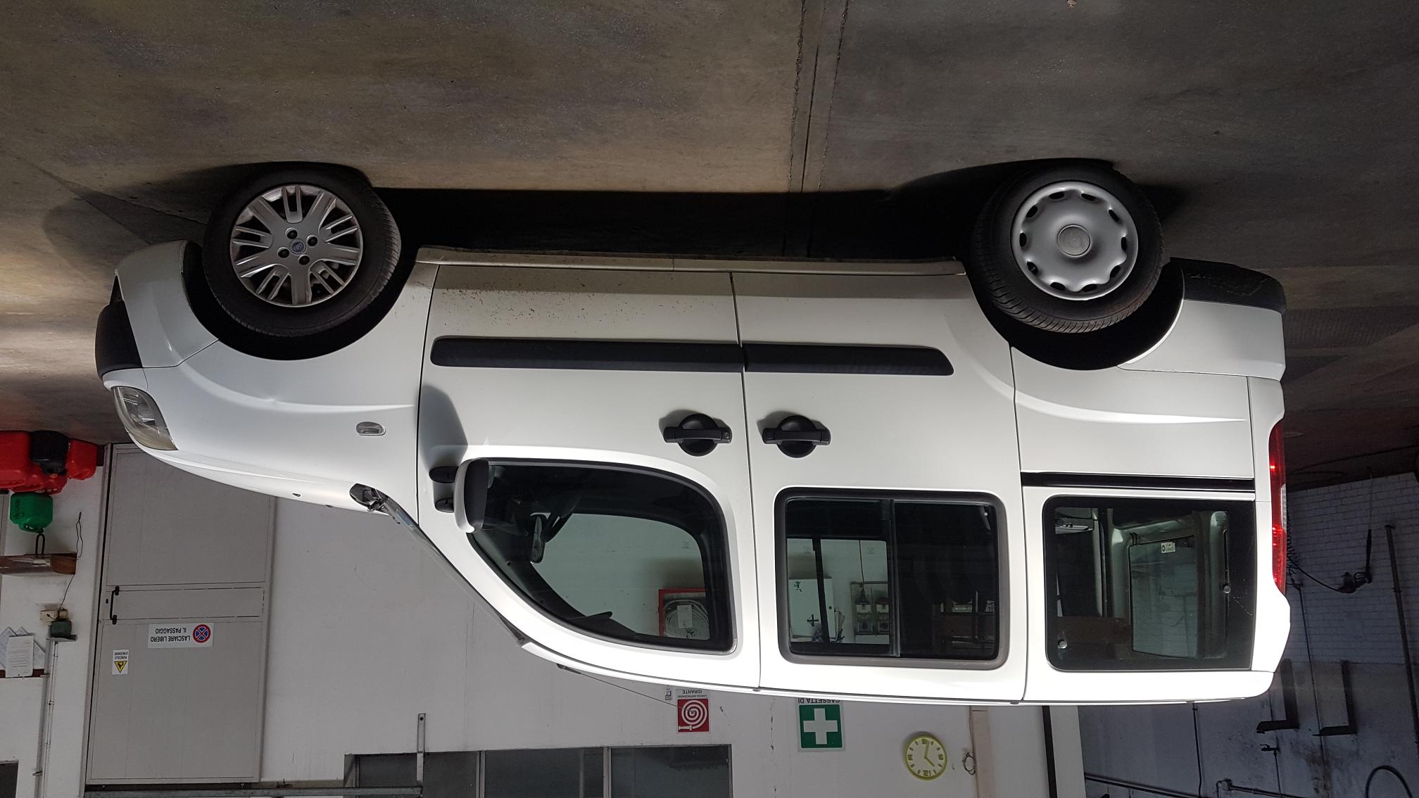 Autoveicoli in vendita - foto 9