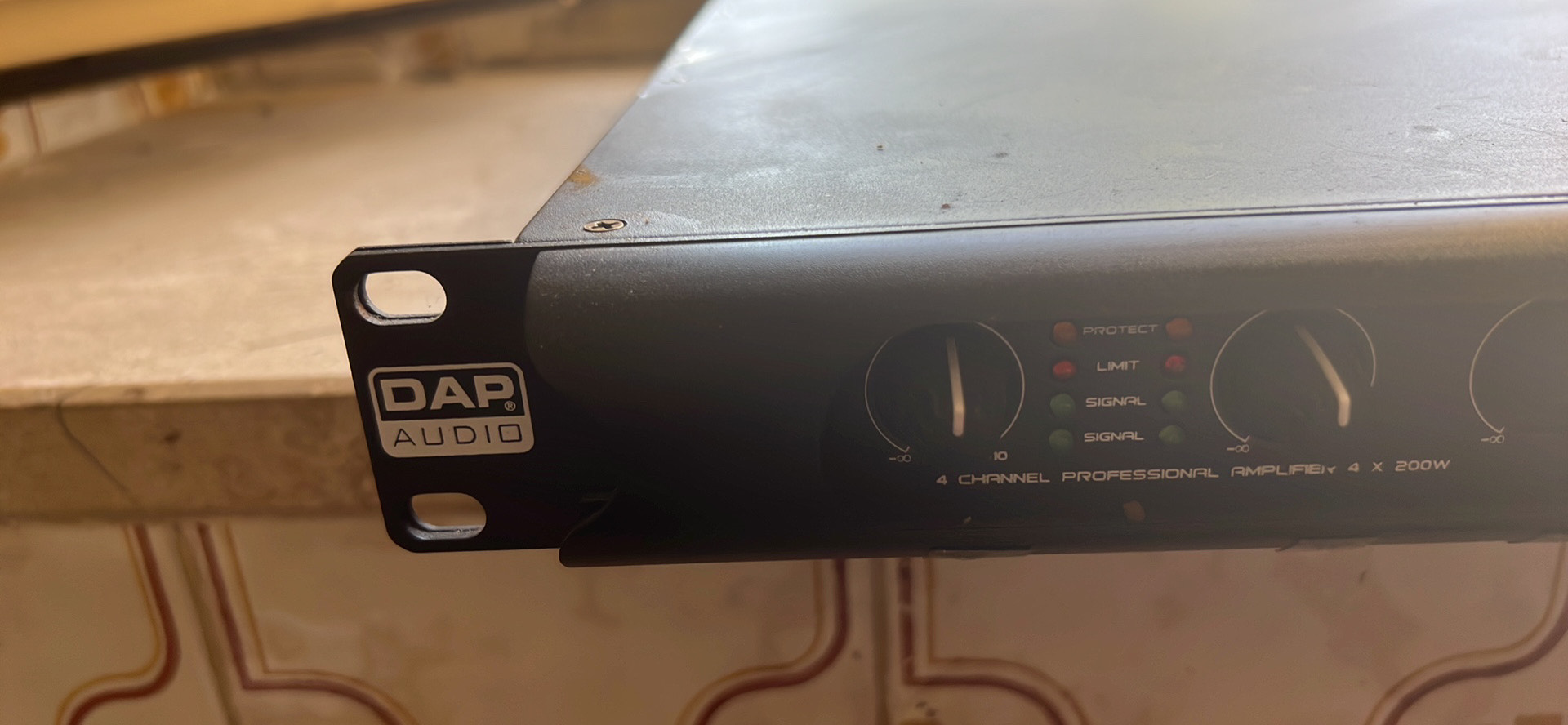 AMPLIFICATORE MARCA DAP AUDIO MOD.4200 in vendita - foto 3