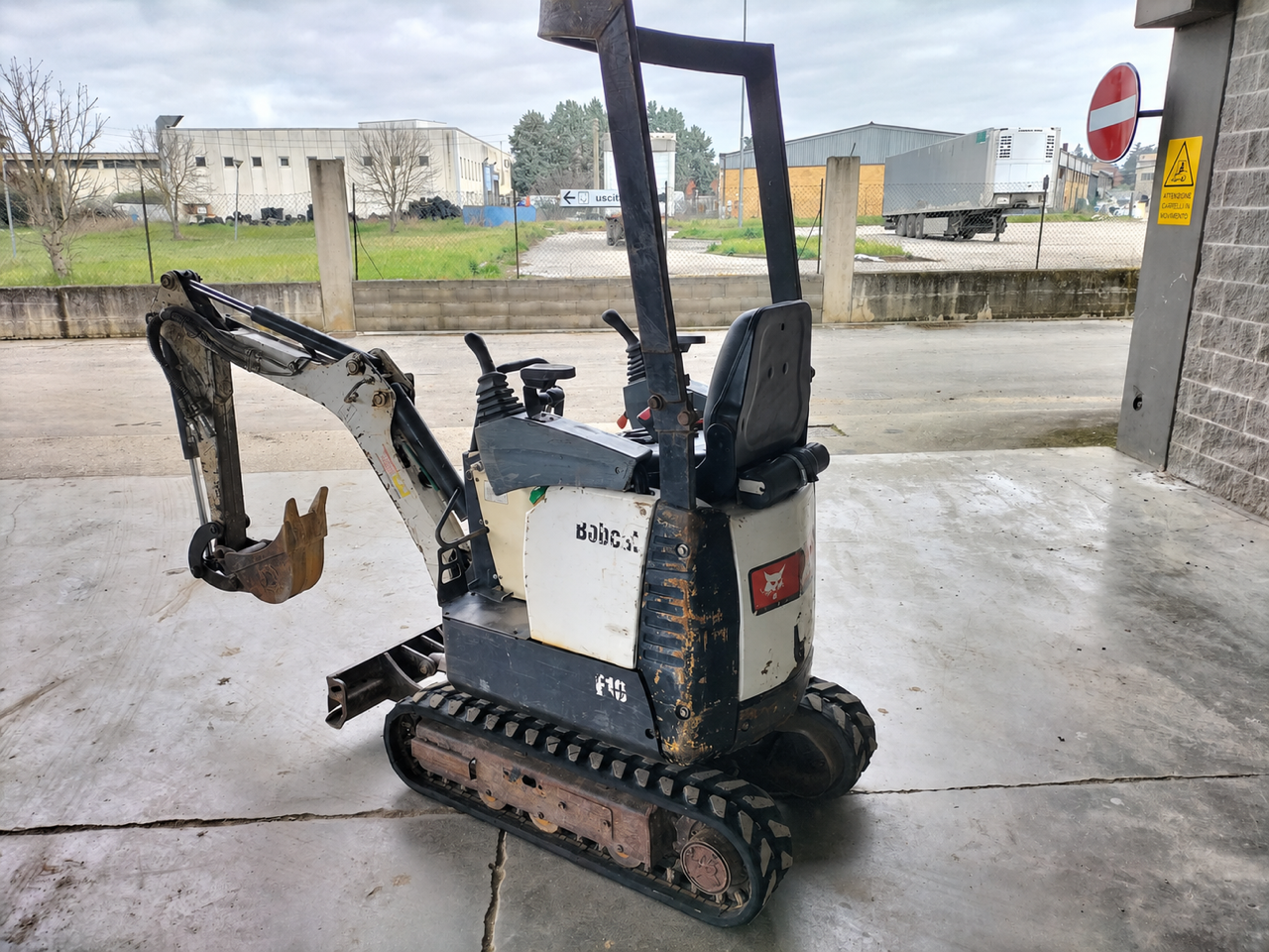 Bobcat E10 in vendita - foto 2